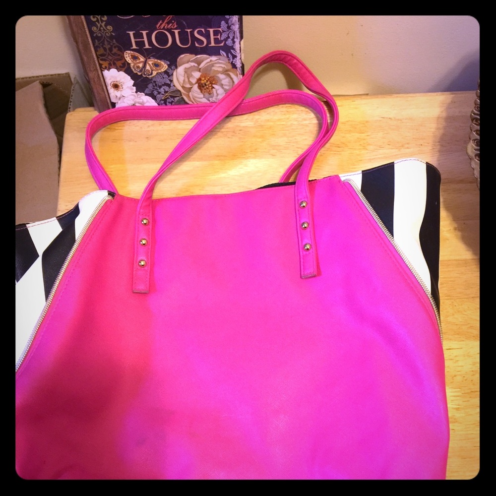 Pink tote bag
